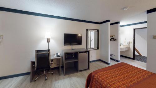 Waconia Inn and Suites