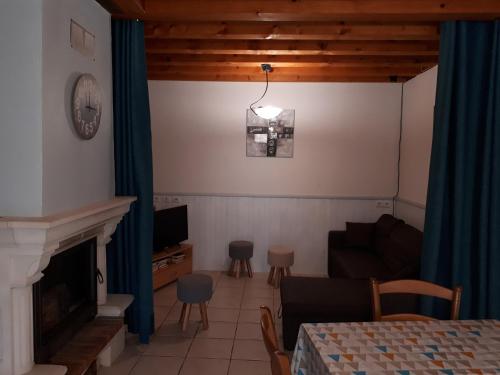 La Sénonaise (La Senonaise) in Saint-Germain-du-Bois