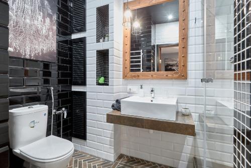 DESIGH Apartment CENTER OLIMPIYSKA- 54 Velyka Vasylkivska Street - image 8