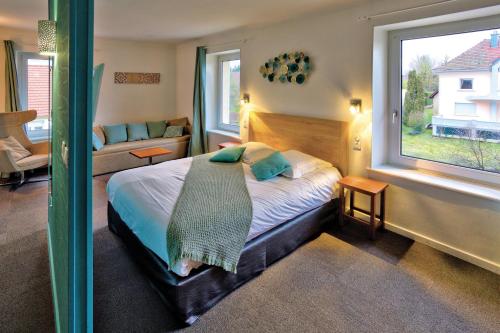 3 twin beds