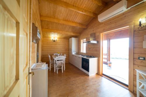 virtuve, Chalet Tenuta Lacco in Rodi' Milici