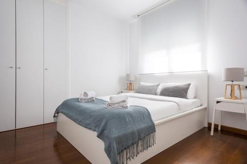 Les Corts Exclusive Apartments by Olala Homes, Барселона