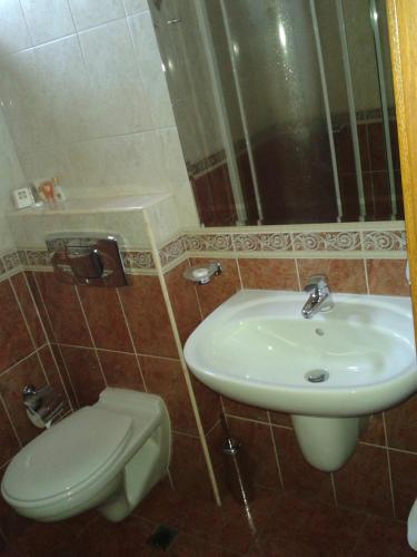 Hotel Perperikon - image 11