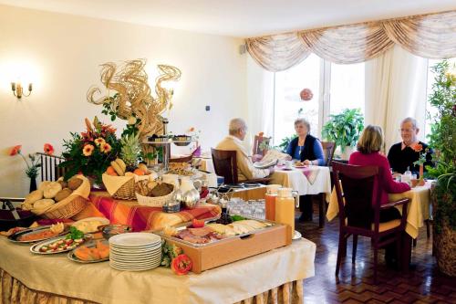 Food and beverages, Hotel Birkenstern in Bad Wildungen