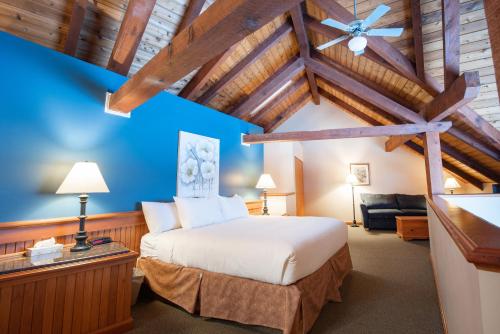Painters Lodge, Trademark Collection by Wyndham in Campbell River, Canada