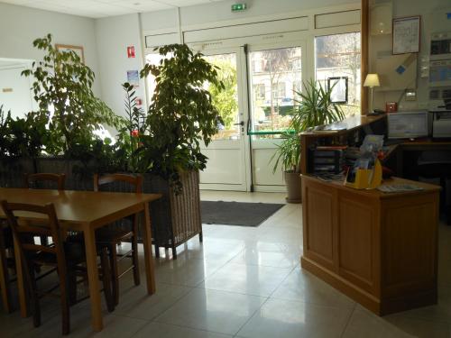 ردهة, Hotel du Parc in Chateauneuf-sur-Loire