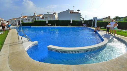 Casa Vista Bella - Sleeps 9 - image 8