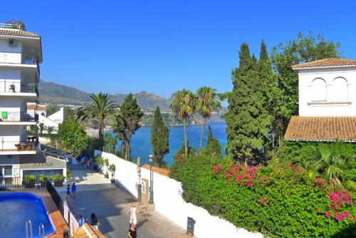 Carabeo 99 - Sleeps 4 - main image