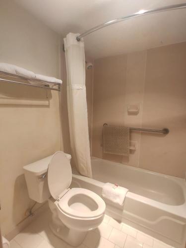 Travelodge by Wyndham Alachua