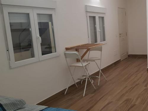 Atico con TERRAZA PRIVADA y Estudio Acogedor en el Centro de La Laguna
