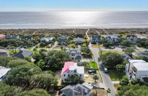 4 36th Avenue - image 4