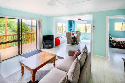 Kiwi Call Cottage in ไคไทอะ