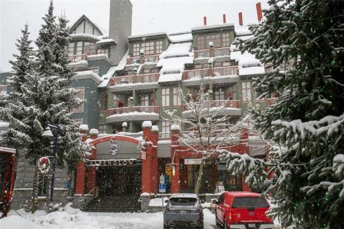 Alpenglow Lodge by Bill in Whistler, Canada