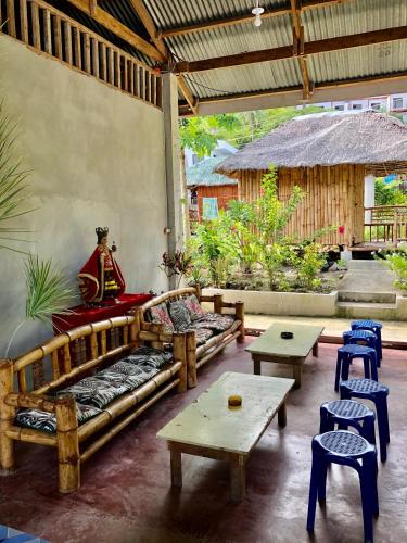 Sharky Hostel Oslob in Oslob