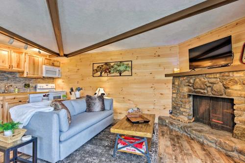 Rustic Mountain Retreat with Porch about 1Mi to Sugar Mtn - main image