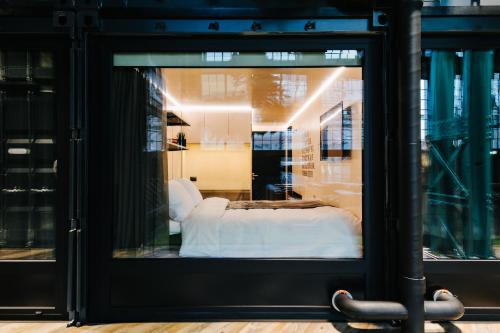 Photo - Hektor Container Hotel