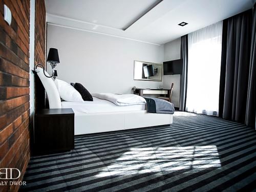 Biały Dwór - Accommodation - Rychwał
