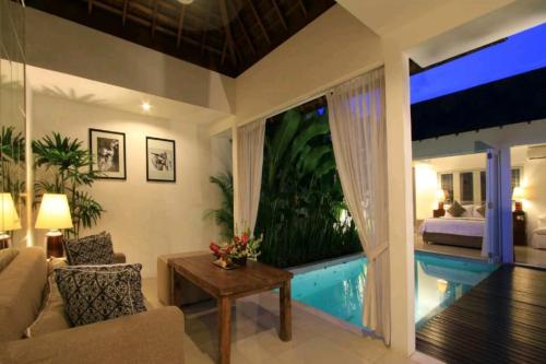 Astana Kunti Villas In Seminyak Indonesia 200 Reviews Price From 116 Planet Of Hotels