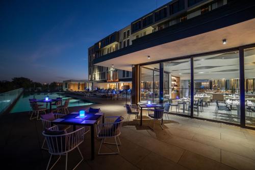 Restaurant, Noom Hotel Niamey in Niamey