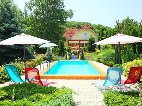  Villa Balaton042, Unterkunft in Pécsely
