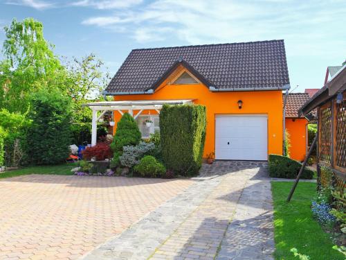  Apartment Orange by Interhome, Unterkunft in Balatonszárszó