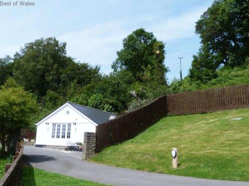 Holiday Home Cysgod y Coed gîte à louer Pontypridd