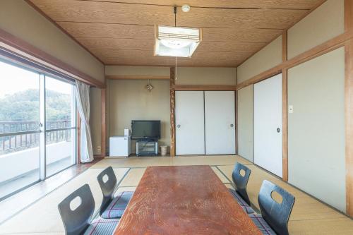 Japanese-Style Quintuple Room - Smoking
