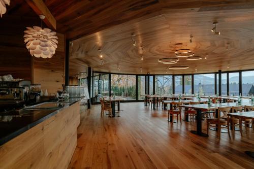 Pub/Lounge, Resort CATTALEYA in Celadna