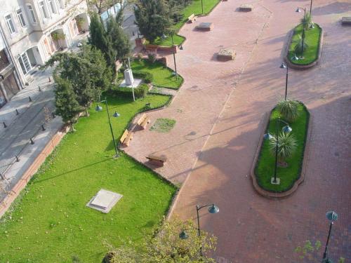 Hali Hotel - image 11