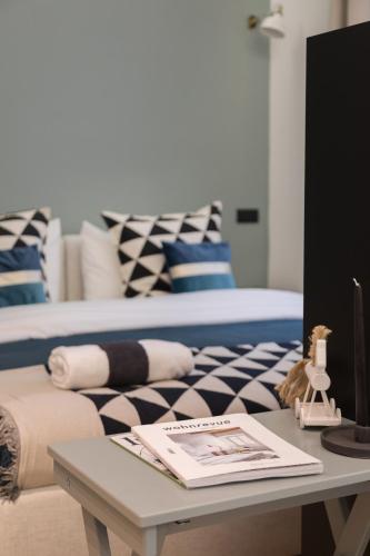 Studio room in City Center Apartments close to National Theater