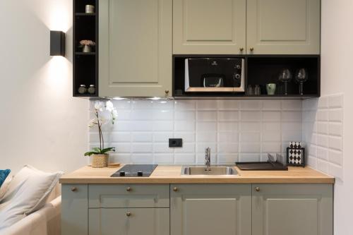 One-Bedroom Apartment image 10