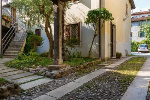 Romantic Cloister - image 5