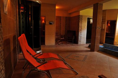 Sauna, Harmonia Wellness Villa in Zilvasvarada