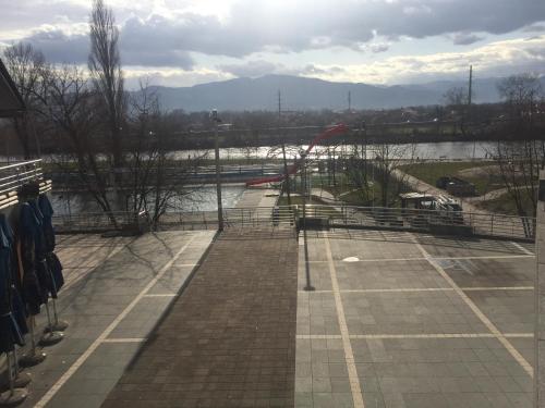 Kraljevski apartman - image 7