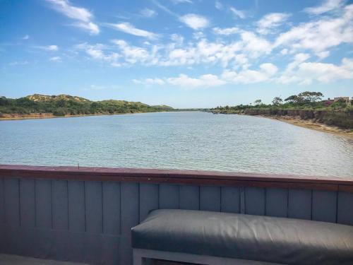 Maggie May House Boat - Colchester - 5km from Elephant Park