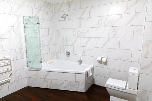 The City Rooms - image 3