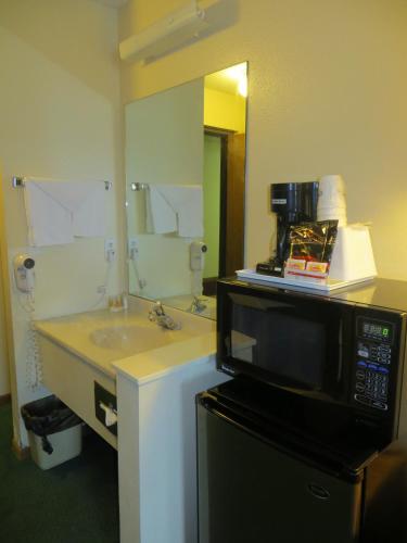 트래블로지 바이 윈덤 롱몬트 - 주방