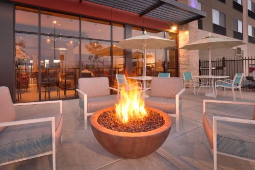 Holiday Inn Express & Suites Phoenix West - Buckeye, an IHG Hotel