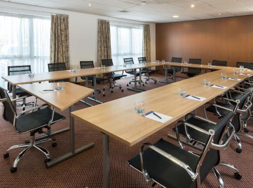 Holiday Inn Express Birmingham Star City, an IHG Hotel photo 4