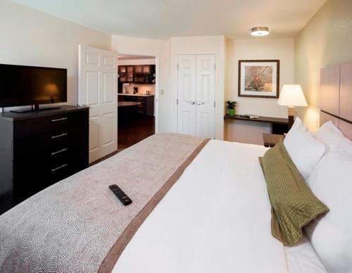 Candlewood Suites MORGANTOWN-UNIV WEST VIRGINIA, an IHG Hotel