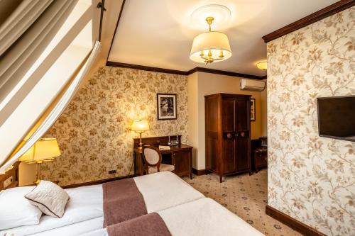 Zamek Topacz - image 10