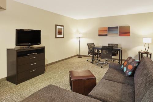 Staybridge Suites Glenview