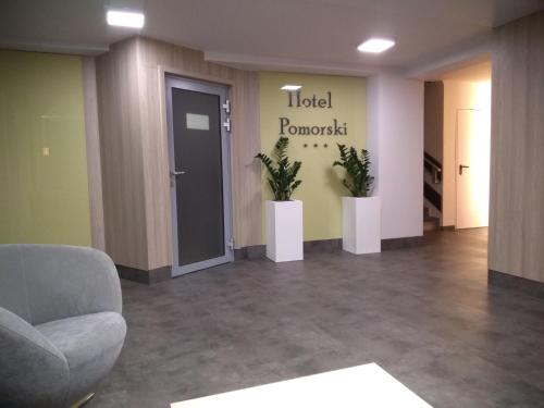 Hotel Pomorski - image 12