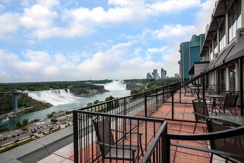 크라운 플라자 호텔-나이아가라 폴스/폴스 뷰 (Crowne Plaza Hotel-Niagara Falls/Falls View) in 나이아가라 폴스 (ON)