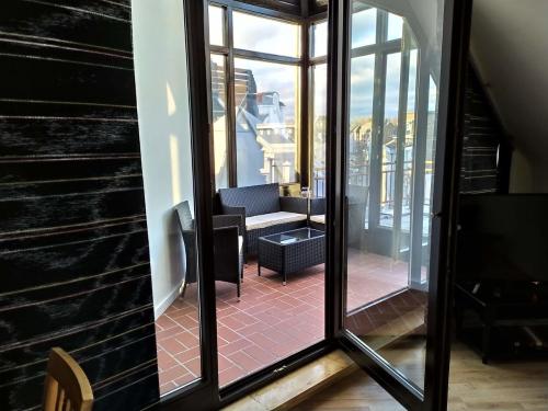Super Penthouse #9 oder Studio #6 mit Aufzug, Terrasse & Wintergarten im Zentrum in 埃施韋勒