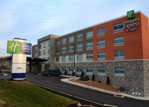 Holiday Inn Express & Suites - Pittsburgh - Monroeville, an IHG hotel - Hotel - Monroeville