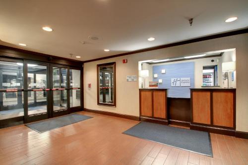 Holiday Inn Express Hotel Fort Campbell-Oak Grove by IHG in Oak Grove, USA