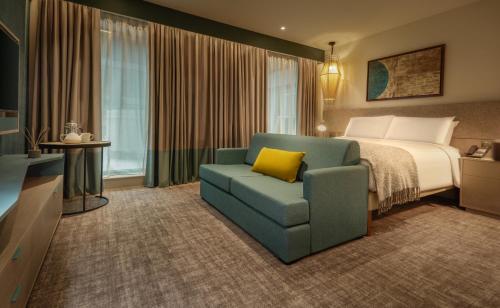 Staybridge Suites London Heathrow - Bath Road, an IHG Aparthotel