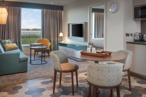 Staybridge Suites London Heathrow - Bath Road, an IHG Aparthotel