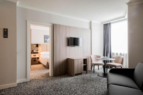  Crowne Plaza Milan Linate by IHG in San Donato Milanese
